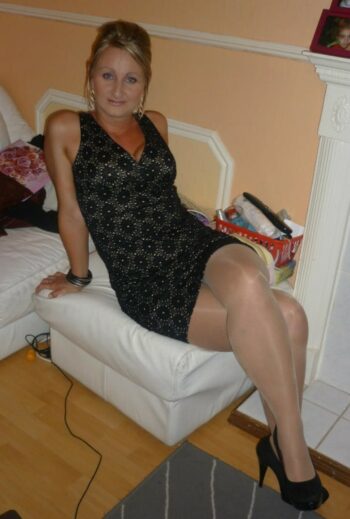 Bordelaise coquine en quête de complice pour jeux taquins à Bordeaux rencontre-Bordeaux