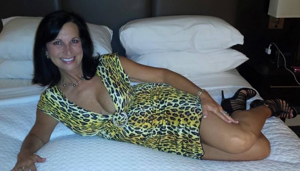 Ariane - rencontre-Cougar-Hyères