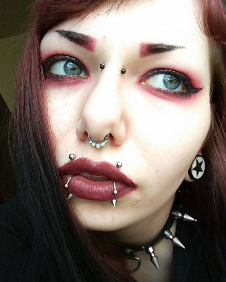 Fabienne - rencontre-BDSM-Nîmes