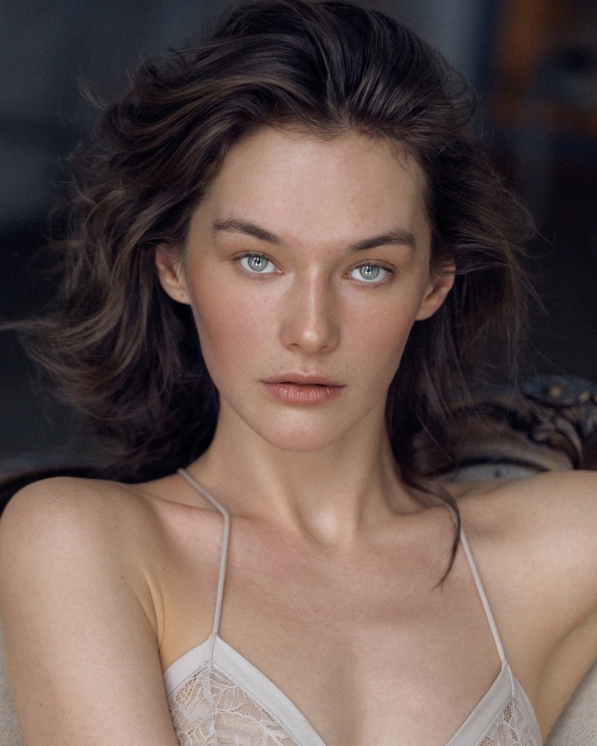 Parisienne en quête de sensations fortes et de jeux interdits : ose ! Chloé - rencontre-BDSM-Paris