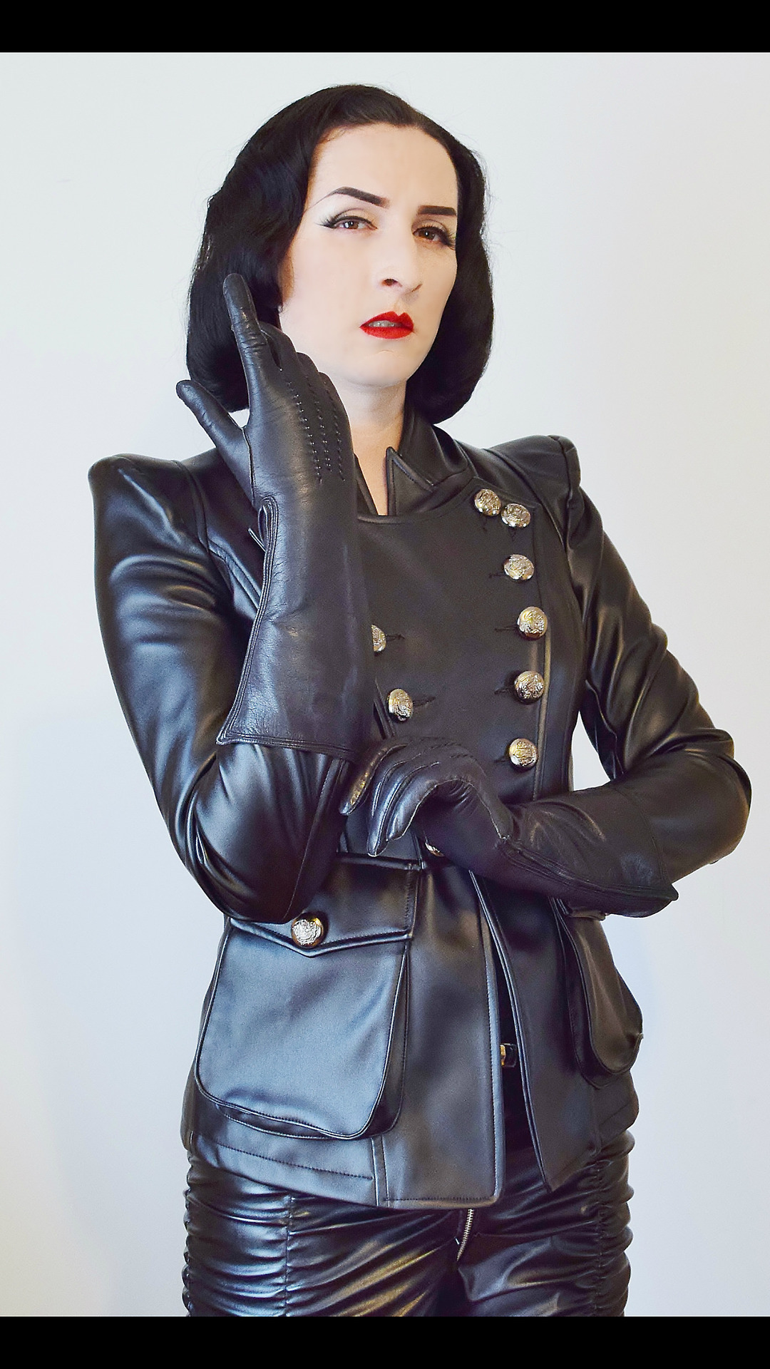 Nolwenn - rencontre-Dominatrice-Brest