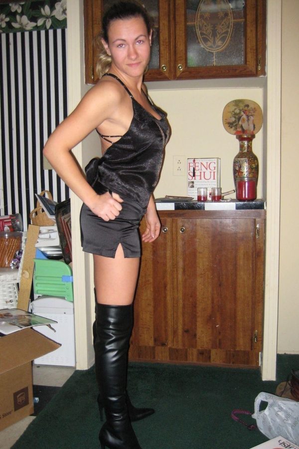 Maîtresse sévère de Béziers pour jeux intenses plan-sexe