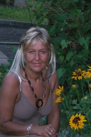 Hélène - rencontre-Dominatrice-Parthenay