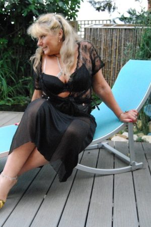 Françoise - rencontre-Dominatrice-Reims