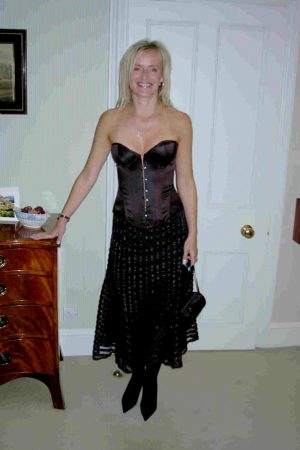 Viens servir ma volonté à Reims Valérie - rencontre-Dominatrice-Saint-Amand-Montrond