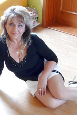 Louise - rencontre-Dominatrice-Thionville