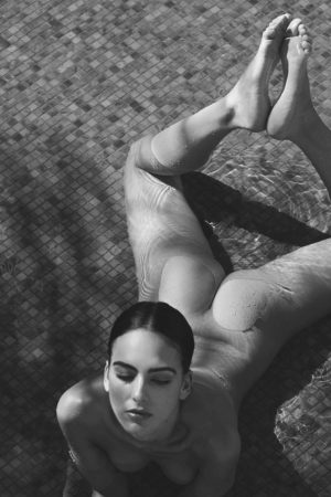 22h04, mes talons claquent Imane - rencontre-BDSM-Annecy