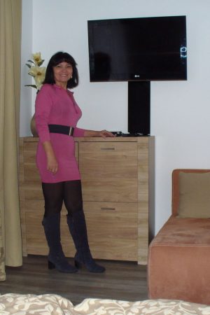 J’ai bandé ma ceinture pour ton dos Bénédicte - rencontre-BDSM-Pau