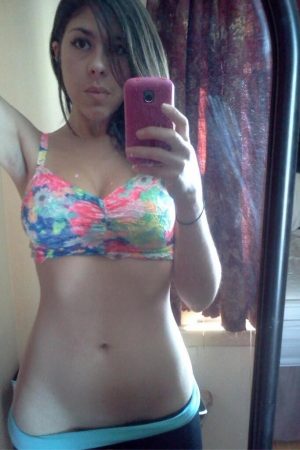 Myla - rencontre-Teen-Asnières-sur-Seine