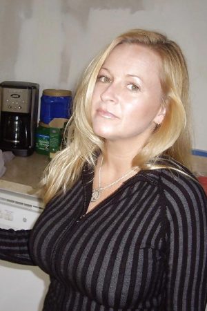 Elina - rencontre-Teen-Montreuil