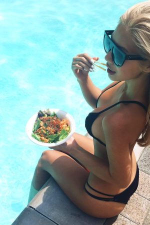 Cajolerie soumise 🍷 Camille - rencontre-BDSM-Pantin