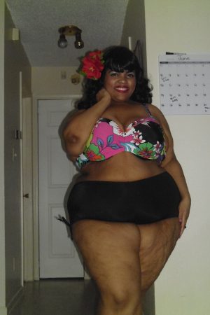Domina implacable cherche moneyslave à Cergy Mélissa - rencontre-Beurette-Cergy