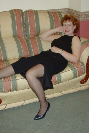 Recherche son petit esclave à Saint-Nazaire Emilie - rencontre-Dominatrice-Saint-Nazaire