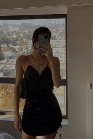 Tu viens mouiller le maillot ce soir ? Leïla - rencontre-Milf-Saint-Nazaire
