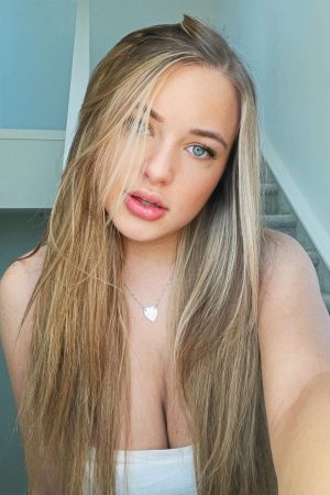 J’aime quand tu obéis sans discuter Elodie - rencontre-Dominatrice-Lille