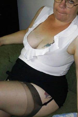 Obéis-moi sans discuter Martine - rencontre-Cougar-Massy