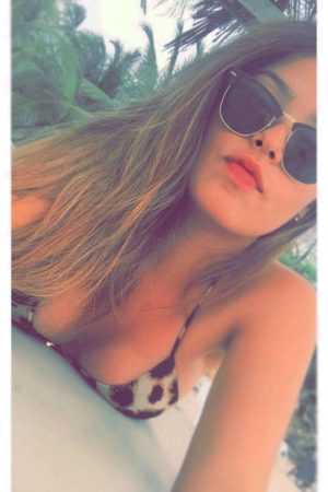 Emma - rencontre-Dominatrice-Corbeil-Essonnes