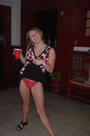 T’as envie de prendre des ordres ? Maïna - rencontre-Milf-Cagnes-sur-Mer