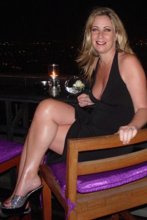 Maintenant Nasrine - rencontre-Dominatrice-Melun