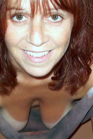 Pas de larmes ce soir, juste ta banque Léonie - rencontre-MILF-Chartres