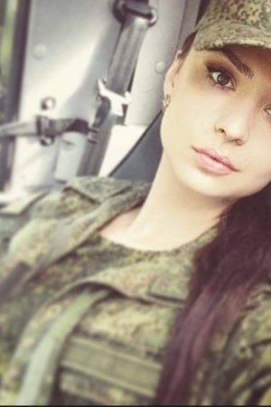 Les mecs qui savent pas obéir me sortent par les yeux Morgane - rencontre-Teen-Grenoble